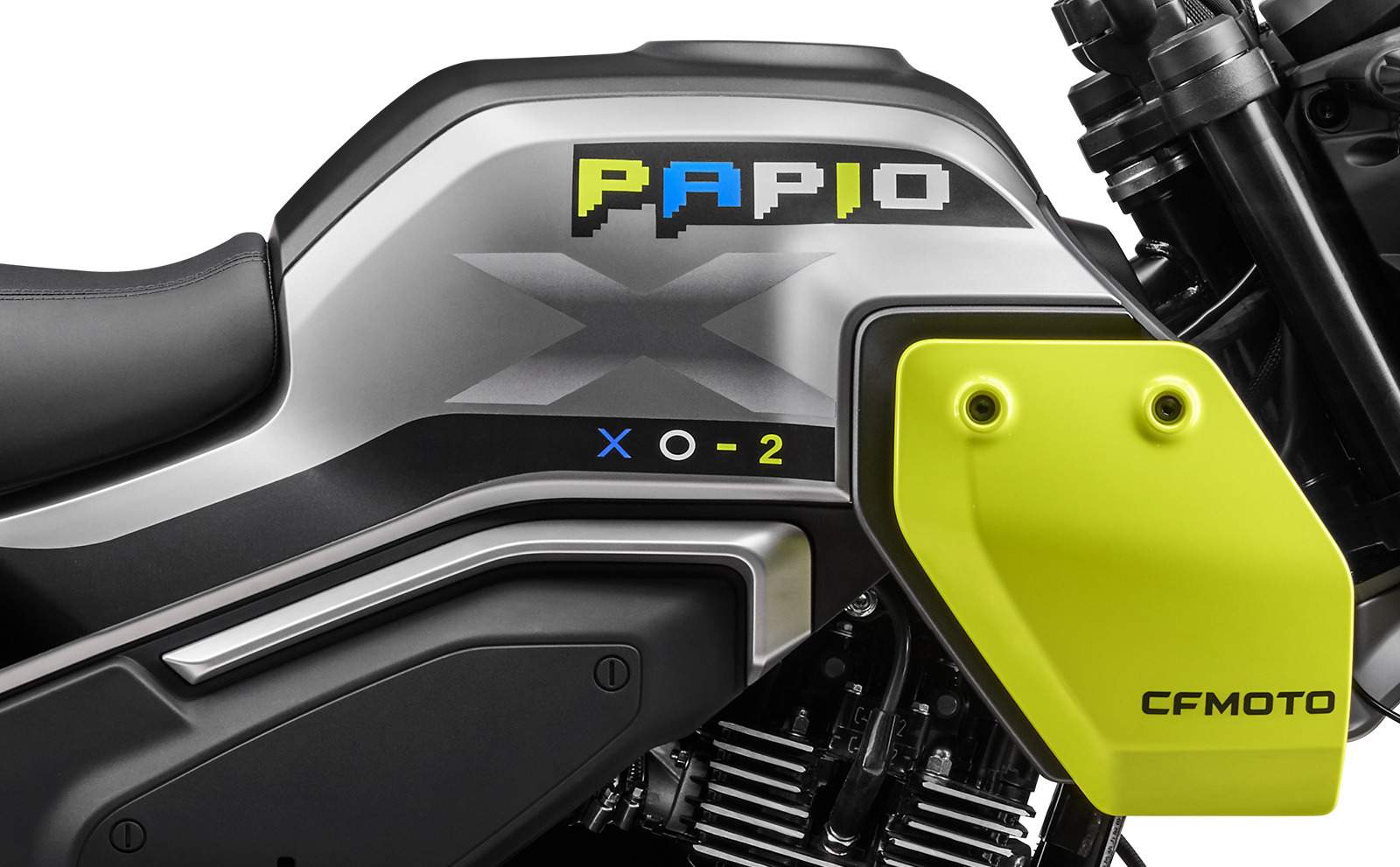 PAPIO XO-2 タンクとサイドパネル